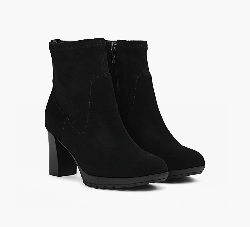 KRYSTAL BOOTIE