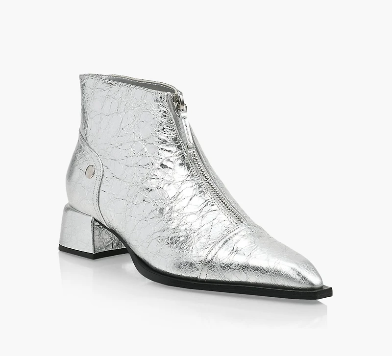 OLGA BOOTIE