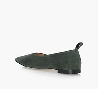 VIOLET FLAT