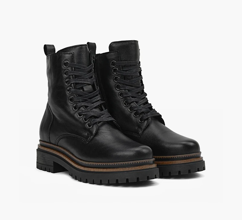 OCHRE BOOTIE
