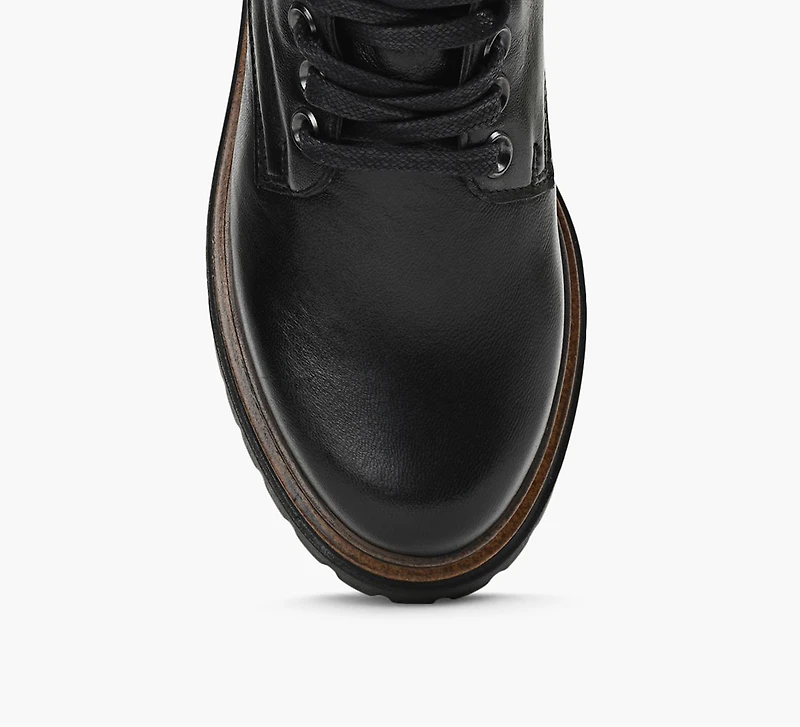OCHRE BOOTIE