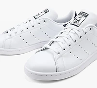 STAN SMITH