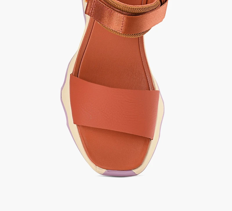 KINETIC IMPACT Y-STRAP SANDAL