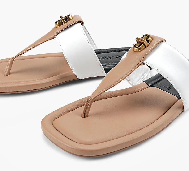 THE DUAL T SANDAL