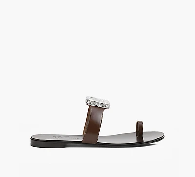 BLAHIR FLAT