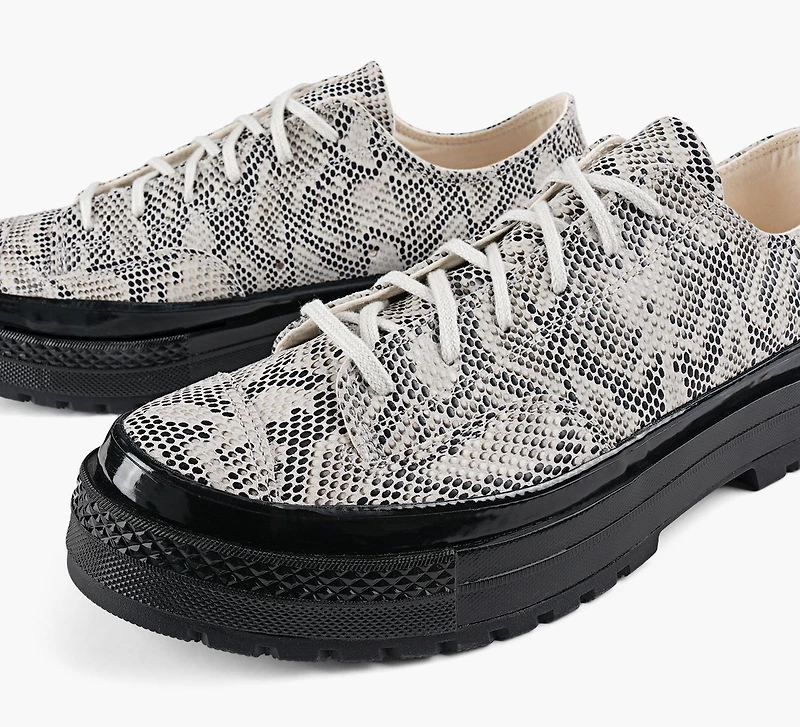CHUCK 70 FORMAL WILD LIFE