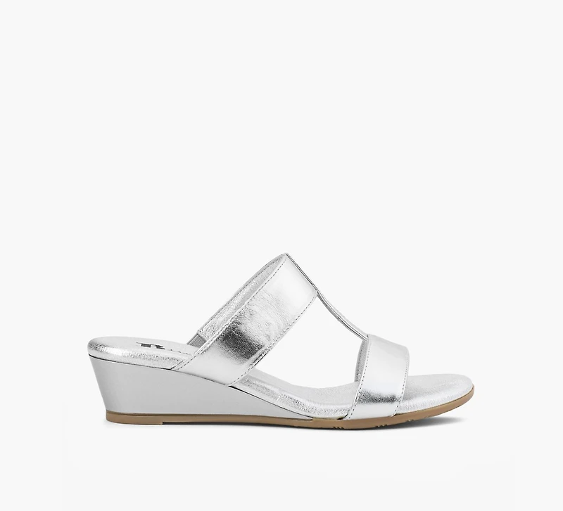 CORA SANDAL