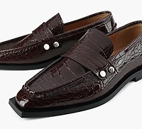 STUDS SQUARE TOE LOAFER
