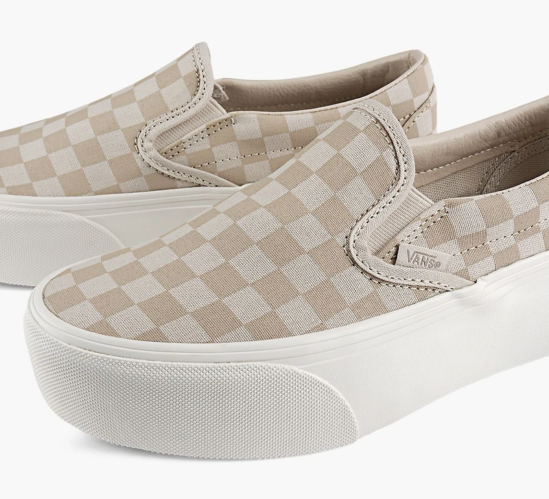 CLASSIC SLIP ON STACKFORM