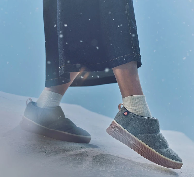 OUT N ABOUT IV MINI PUFFY