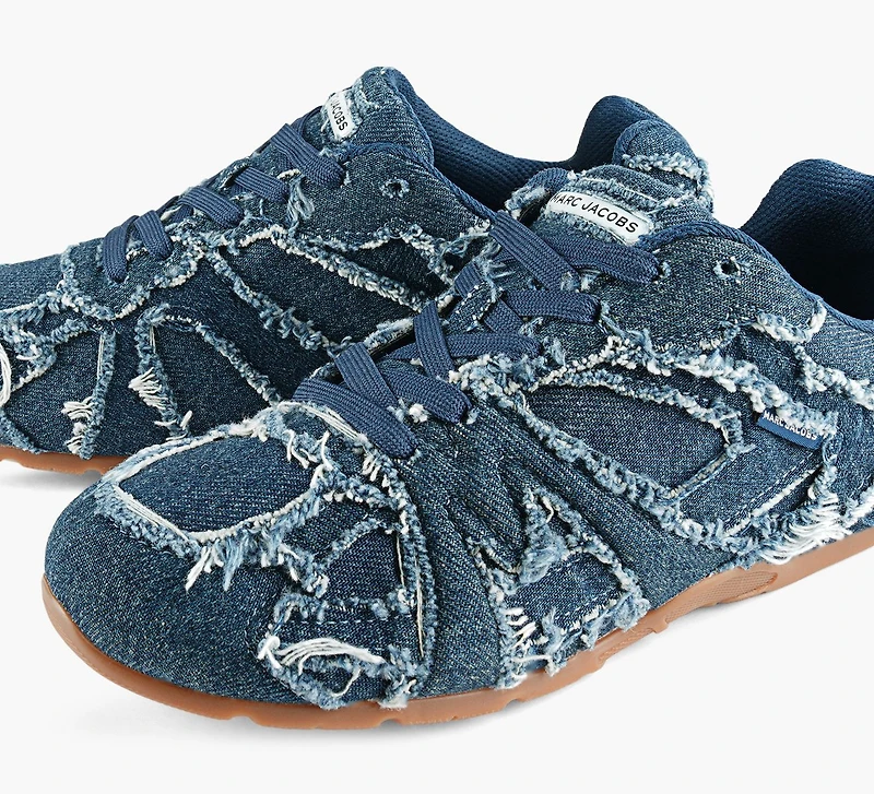 THE 72 SPRING SNEAKER