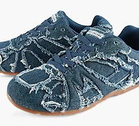 THE 72 SPRING SNEAKER