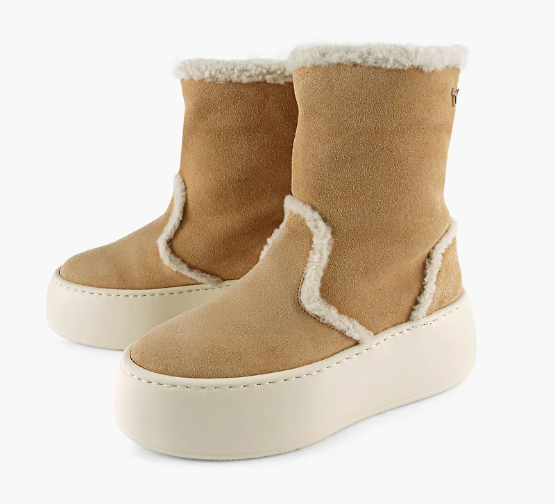 LEAGUE FUR BOOTIE