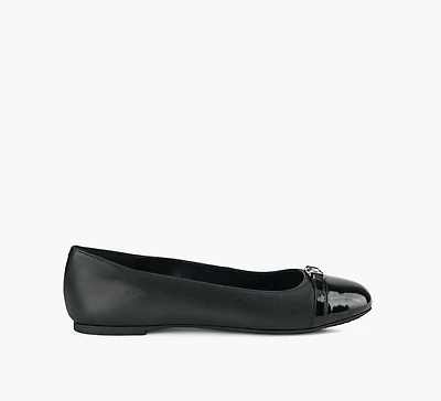 MANDY FLAT