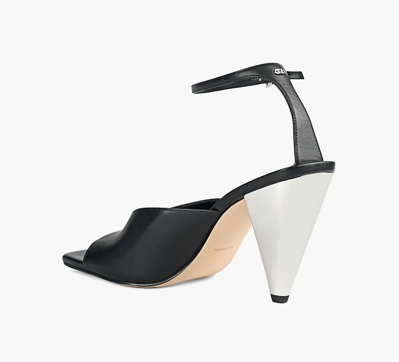 ELECTRA SANDAL
