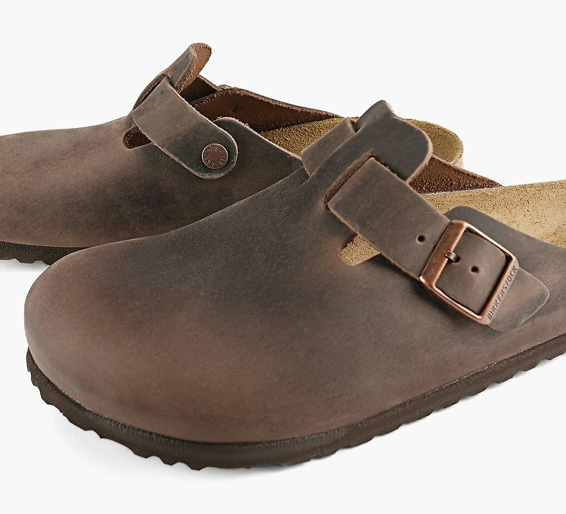 BOSTON SUEDE TONAL SOFT FOOTBED