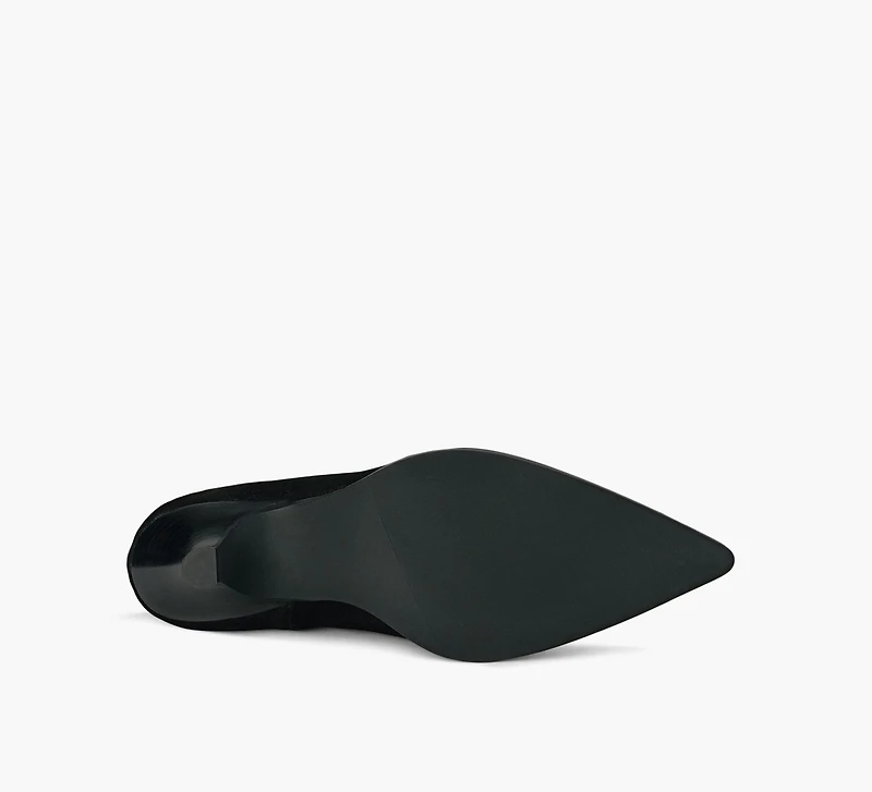 PLUTO BOOTIE
