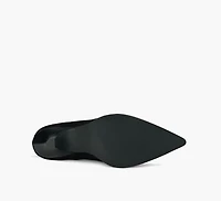 PLUTO BOOTIE