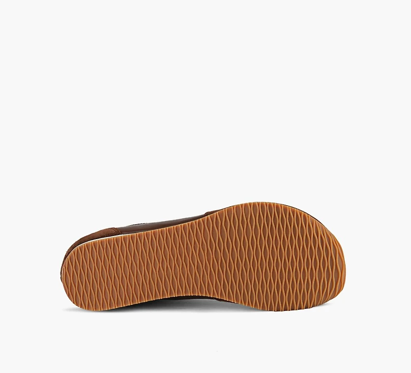 QUINN SNEAKER