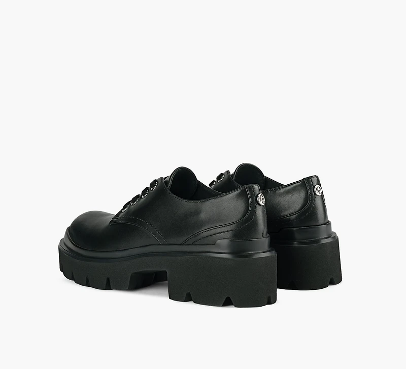 BLAIR LACE UP