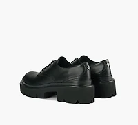 BLAIR LACE UP