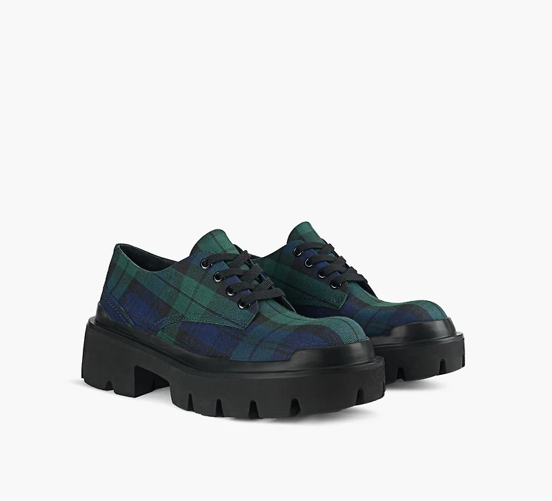 BLAIR LACE UP
