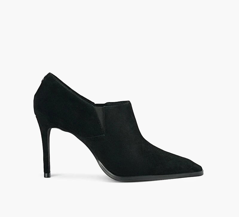 NICOLETTE SHOOTIE
