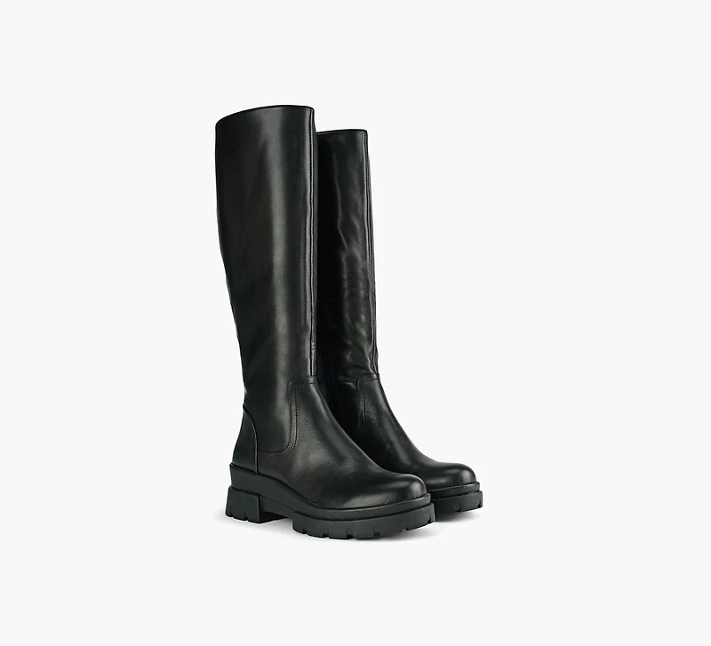 FLORA BOOT