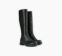FLORA BOOT