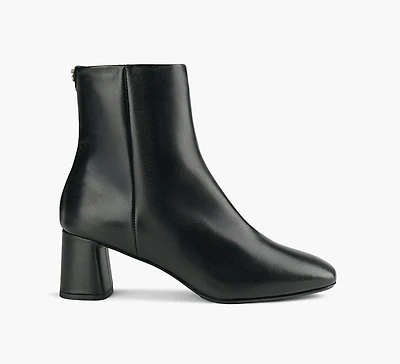 LUPINE BOOTIE