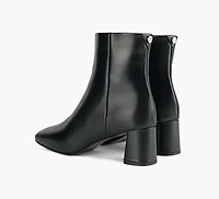 LUPINE BOOTIE