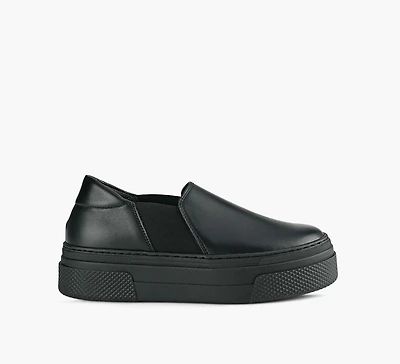 RUSSET SNEAKER