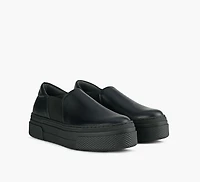 RUSSET SNEAKER