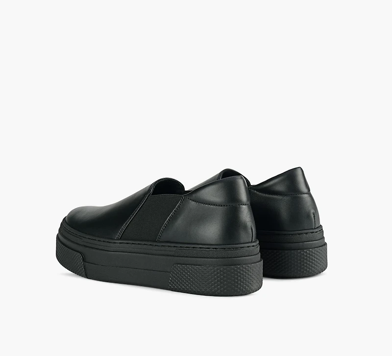 RUSSET SNEAKER