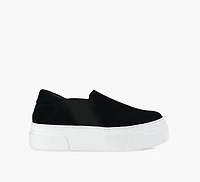 RUSSET SNEAKER