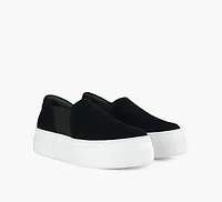 RUSSET SNEAKER