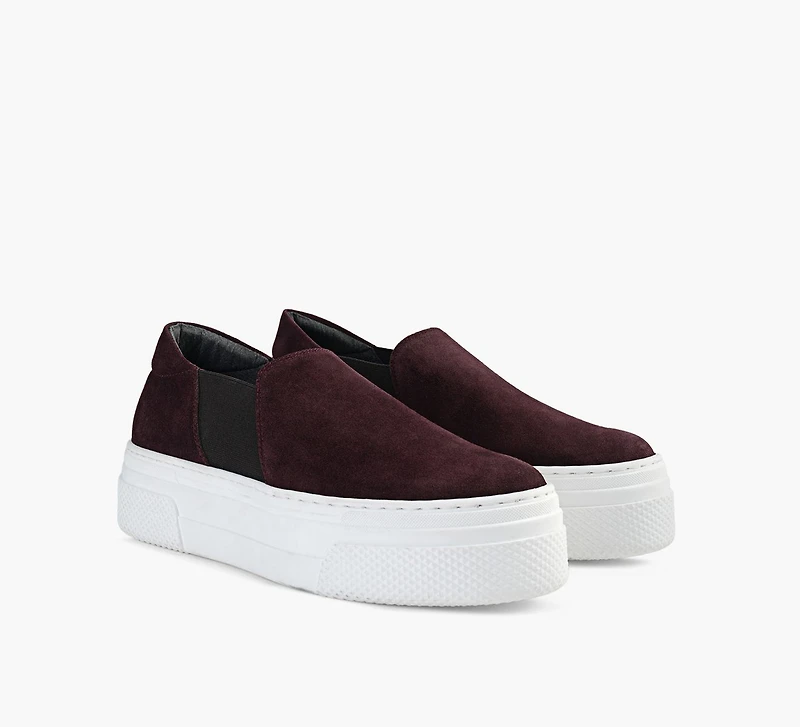 RUSSET SNEAKER