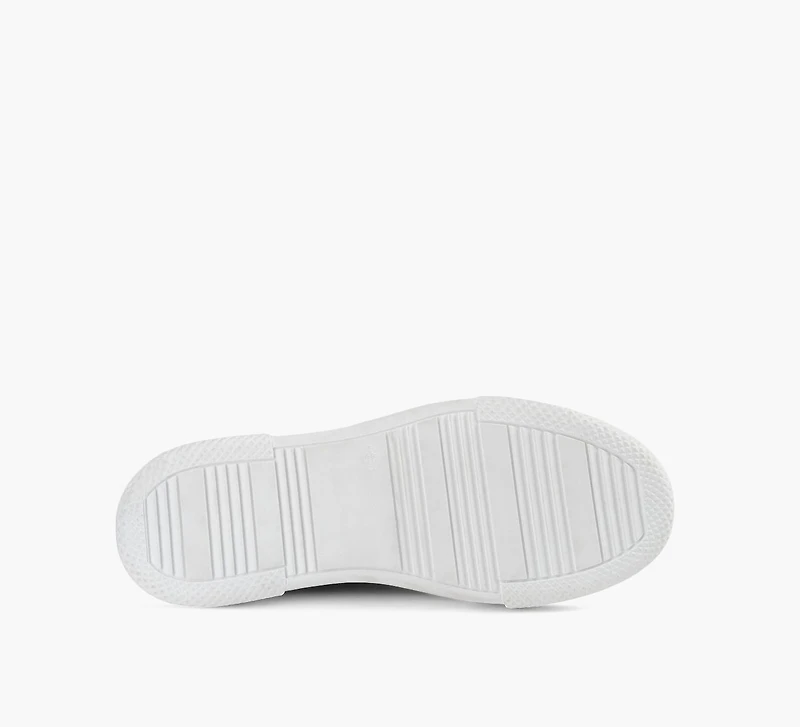 RUSSET SNEAKER