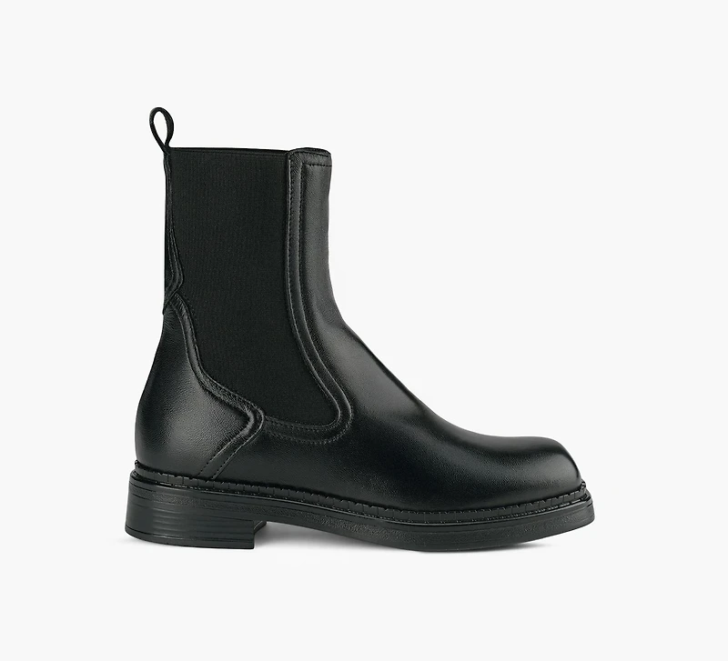 CRISP BOOTIE