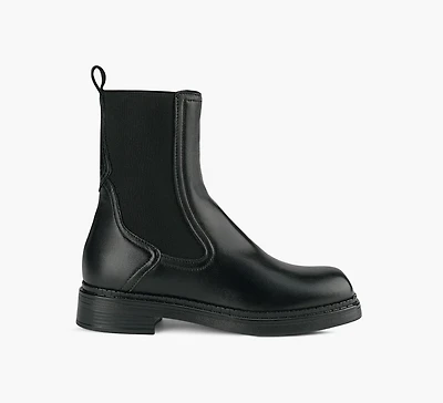 CRISP BOOTIE
