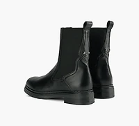 CRISP BOOTIE