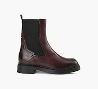 CRISP BOOTIE