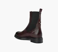 CRISP BOOTIE