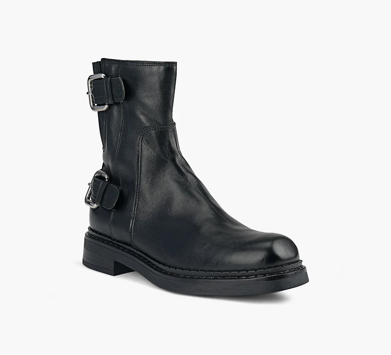 CLIFFTOP BOOTIE