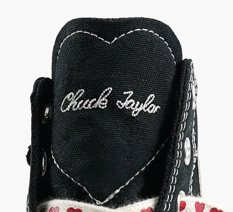 CHUCK TAYLOR ALL STAR