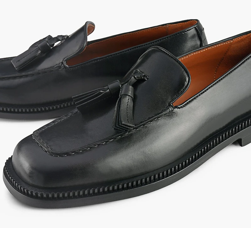 LOAFER