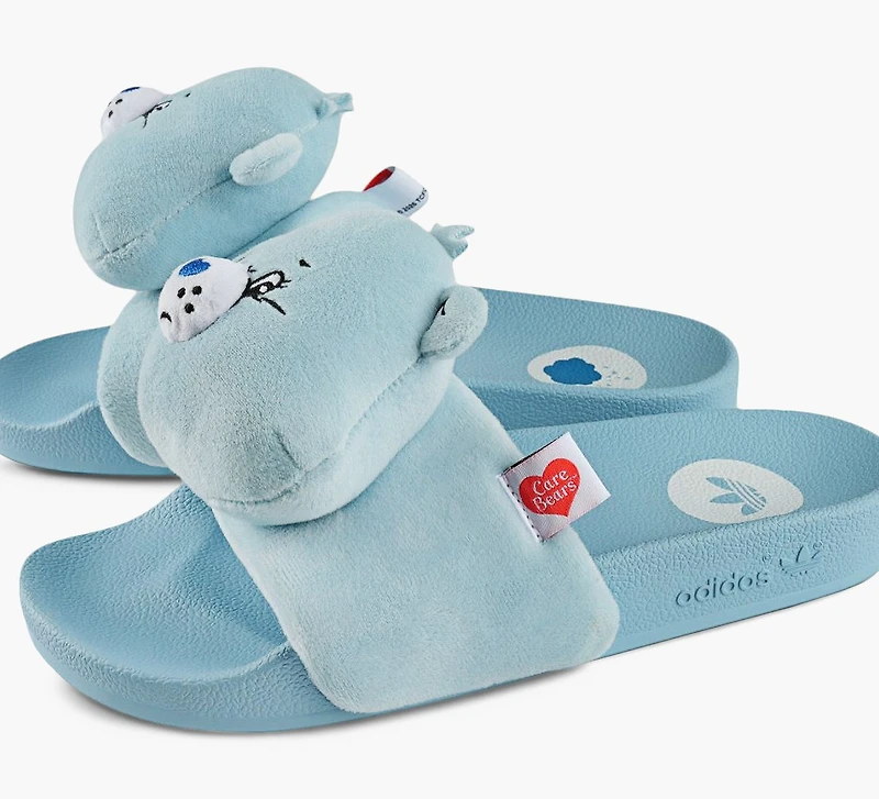 ADILETTE X CARE BEARS