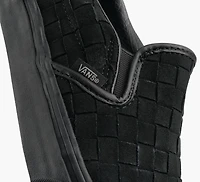 U CLASSIC SLIP-ON