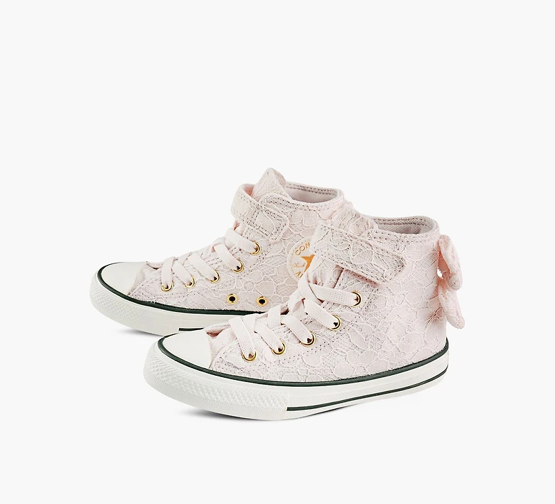CHUCK TAYLOR ALL STAR BOUCLES ET DENTELLE