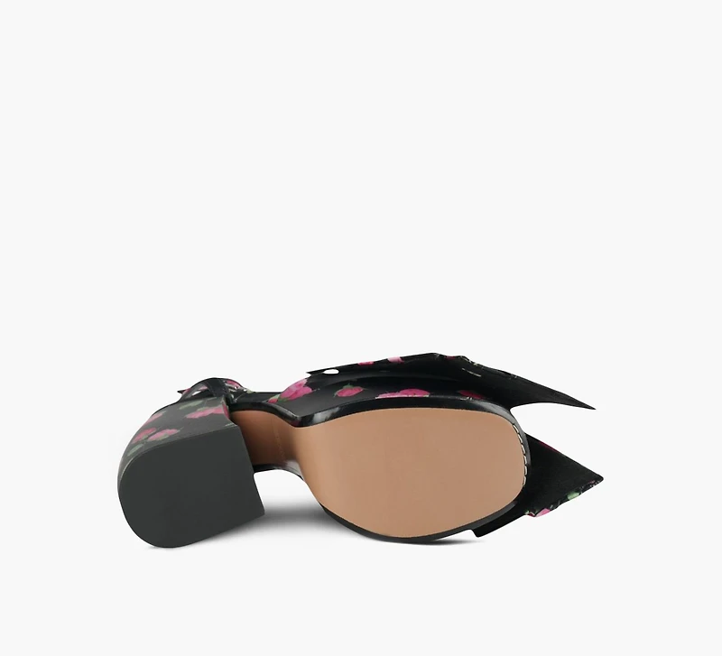 THE BOW PLATFORM HEEL